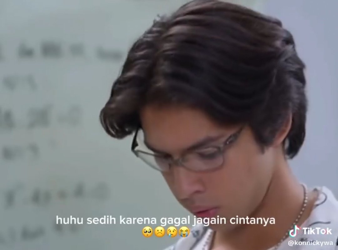 hannagyeongs's tweet photo. di tengah asrama kacau yang isinya anak anak tukang saling bully dan sabotase (termasuk mereka pastinya), dua manusia ini sesungguhnya menemukan cinta yang nyaman tapi juga meledak ledak πβ€οΈβπ₯
fix mohan-raisa #sinet ini bucin setara dari awal, bedanya sekarang lebih sehat aja. https://t.co/jHqVo7gaun