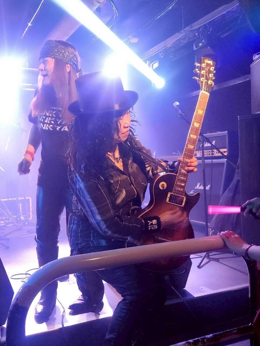 いよいよ近づいて来ました！！
今回ご一緒するのは横須賀の人気バンド、パーティロックで盛り上げる「THE 河⚡️島」と、レディースラウドネスバンド、演奏は本家公認「ギャルドネス」。
ガンズアンドロージーズも1曲目からアクセル全開🔥🔥🔥力の限りがんばります😊