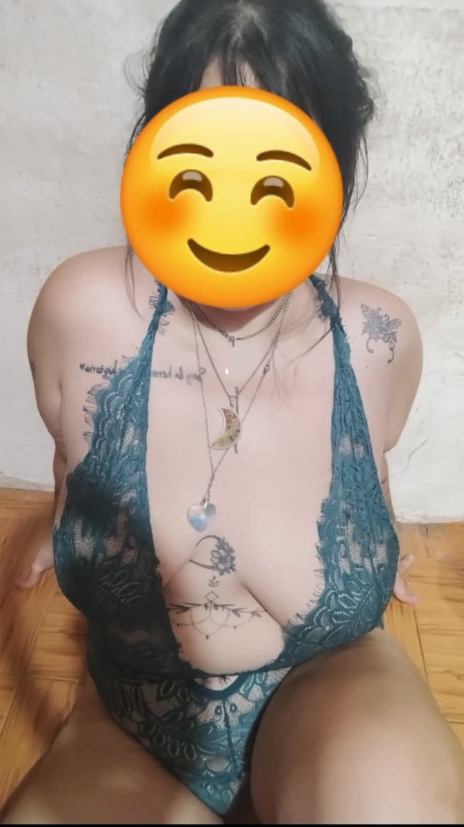 Milf_curby's tweet photo. I'm just a girl who likes to have fun 😈🔥 https://t.co/K6J3JzTR7W