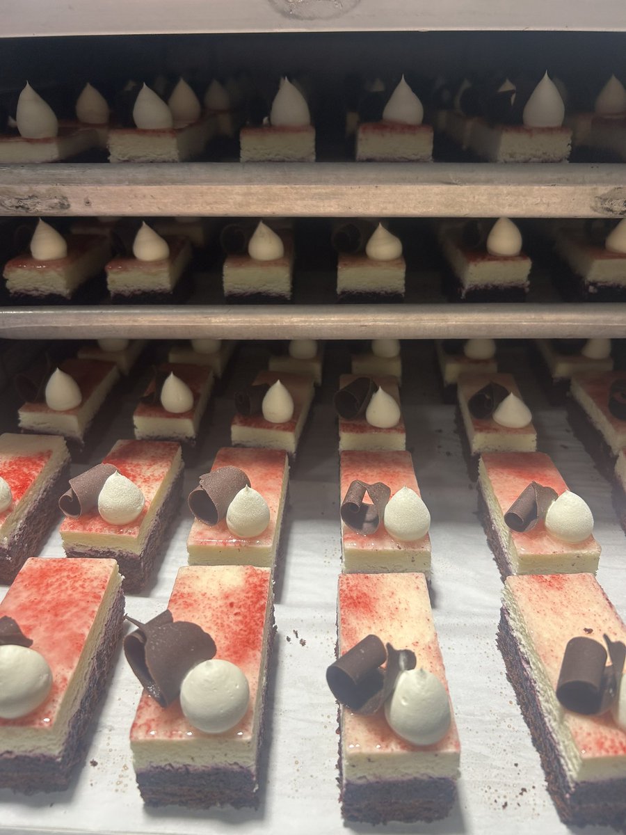 david letra tweet media