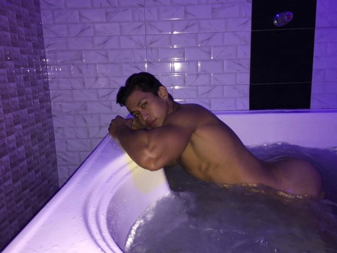 LATINBOYS tweet media