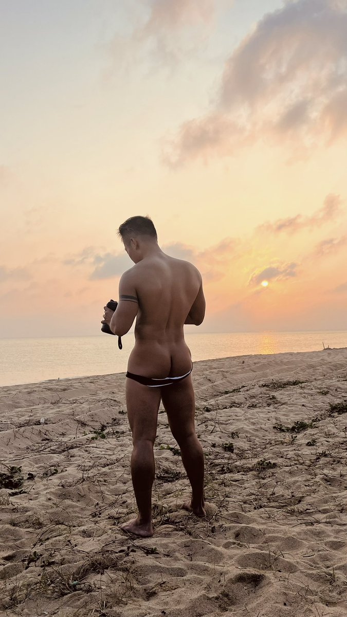 MiaoNikoCheng tweet media