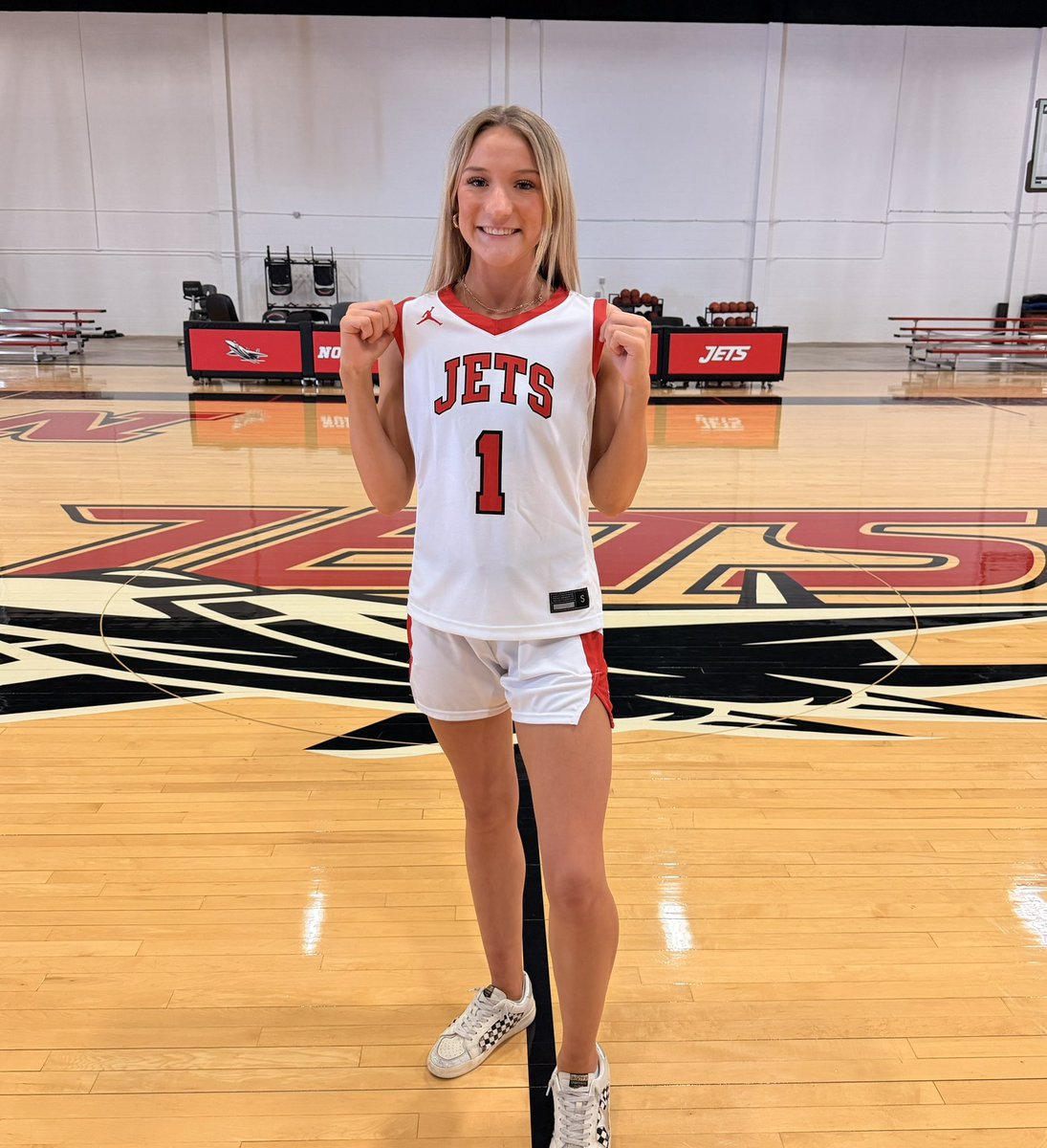 Kinley Castle tweet media