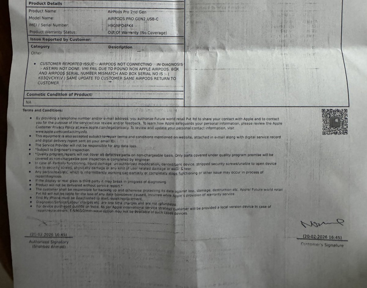 mrinal24's tweet photo. @Amazonclaimteam @amazonIN @Apple this would give you the clear picture . Nevertheless I had already shared the order id in previous tweet. I also have one of the recorded call of your service executive which I am not not posting as of now. https://t.co/tWe6JSWYIf