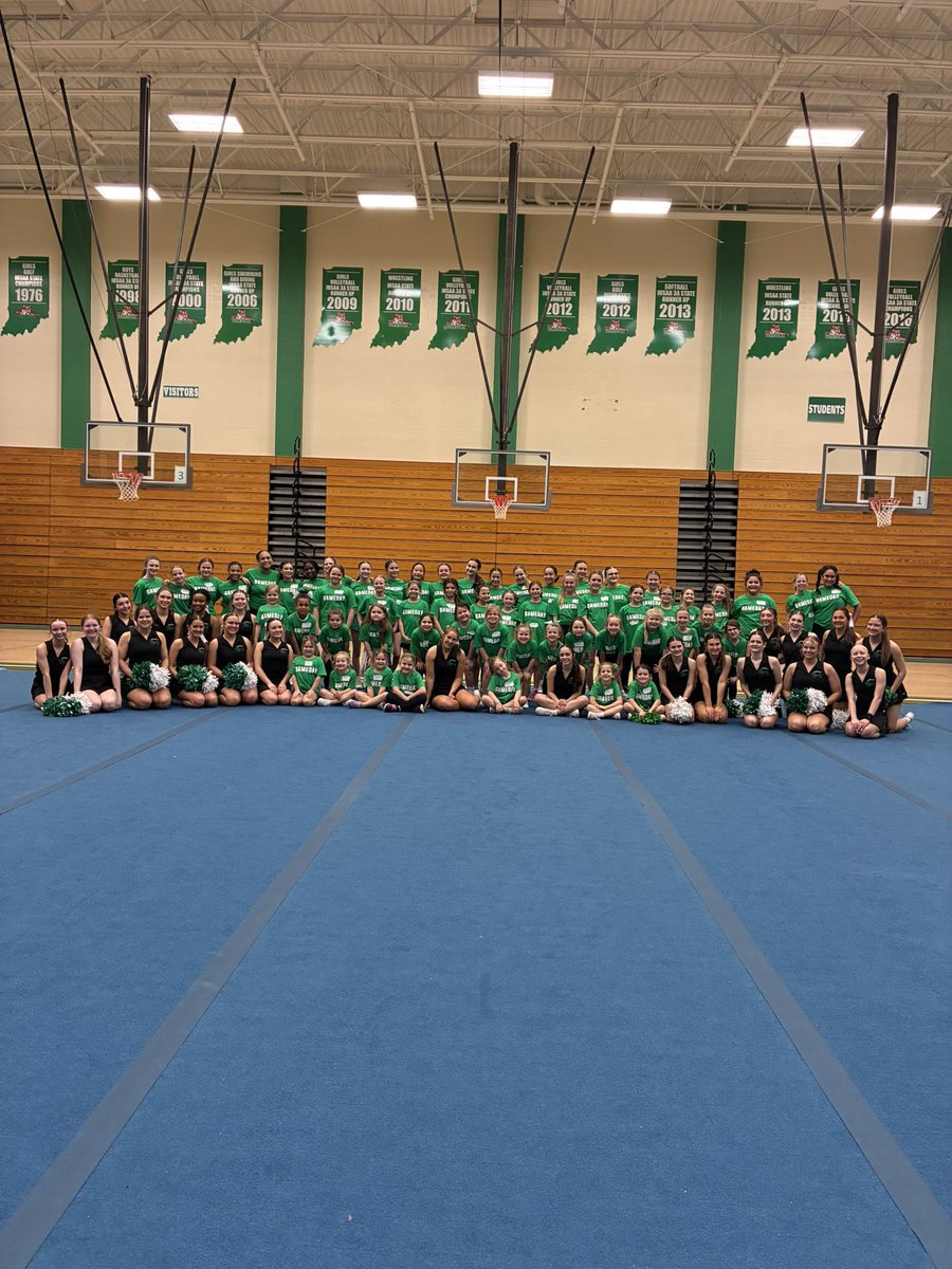 YHS Cheerleading tweet media