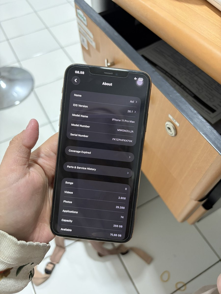 syiimy's tweet photo. Wts iphone 11 pro max 256gb inter

4,5jt 

- pemakaian cewe, terawat
- sinyal all provider, pernah pasang esim juga aman
- true tone, face id, kamera semua normal
- baterai baru ganti di icolor
- lcd kamera ori
- kelengkapan dus, kabel ori (tanpa adaptor)

Cod tangerang/jakbar https://t.co/CfqQfSqIBU