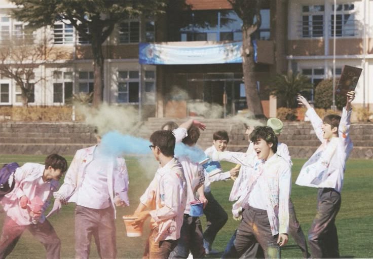 ㅤ
ㅤㅤ
Three thousand sunsets, and you’re still be my favorite light.
ㅤ
ㅤㅤ