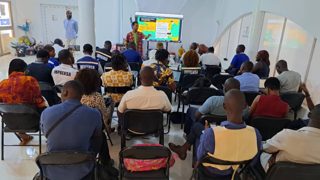 wanep_gb's tweet photo. WANEP-GB participa na apresentação da Plataforma “i-Participate”.🇬🇼✅

A WANEP-Guiné-Bissau participou, hoje, na sessão de apresentação da Plataforma “i-Participate”, realizada no Centro Cultural Franco-Bissau Guineense, em Bissau. https://t.co/JVlCjFQBgO