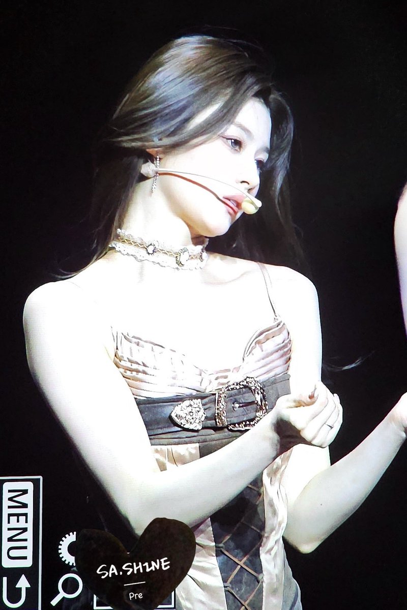 260220 EST Pre Ver. (260221 KST)

😳🧎🏻‍♀️

#사나 #TWICE #SANA #サナ
----
Thanks to my special friend for providing the photos🤍 <a href="/PULSE_KDH/">𝗣𝗨𝗟𝗦𝗘</a>