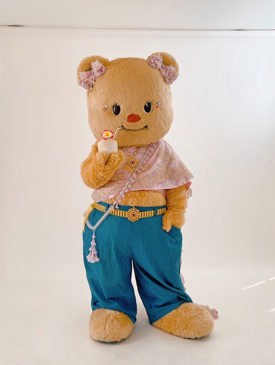 พักผ่อนเยอะๆ ดูแลตัวเองให้กลับมาสตรองกว่าเดิมไวๆ อีทของอร่อยๆ อากาศหล่อๆ ความห่วงใยจากแม่ๆ รอหนูกลับมาเร็วๆนะคะคนสวย  แก้วตาขาร็อคของแม่ เพราะน้องเนยมีคนเดียวนะอ้วน 🫶🤍💙
#Butterbear 
#ด้อมน้องเนย