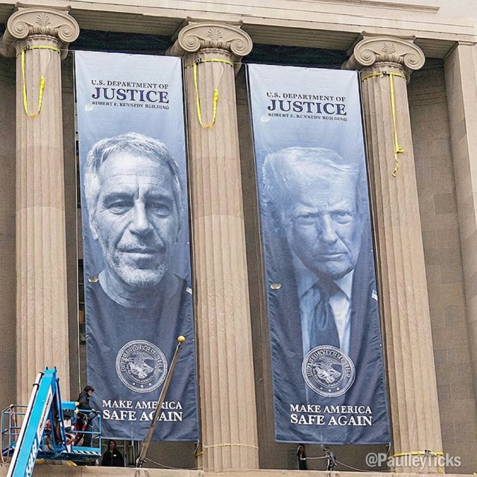 GerhardJarosch's tweet image. Neues Plakat am Gebäude des #DoJ der USA…