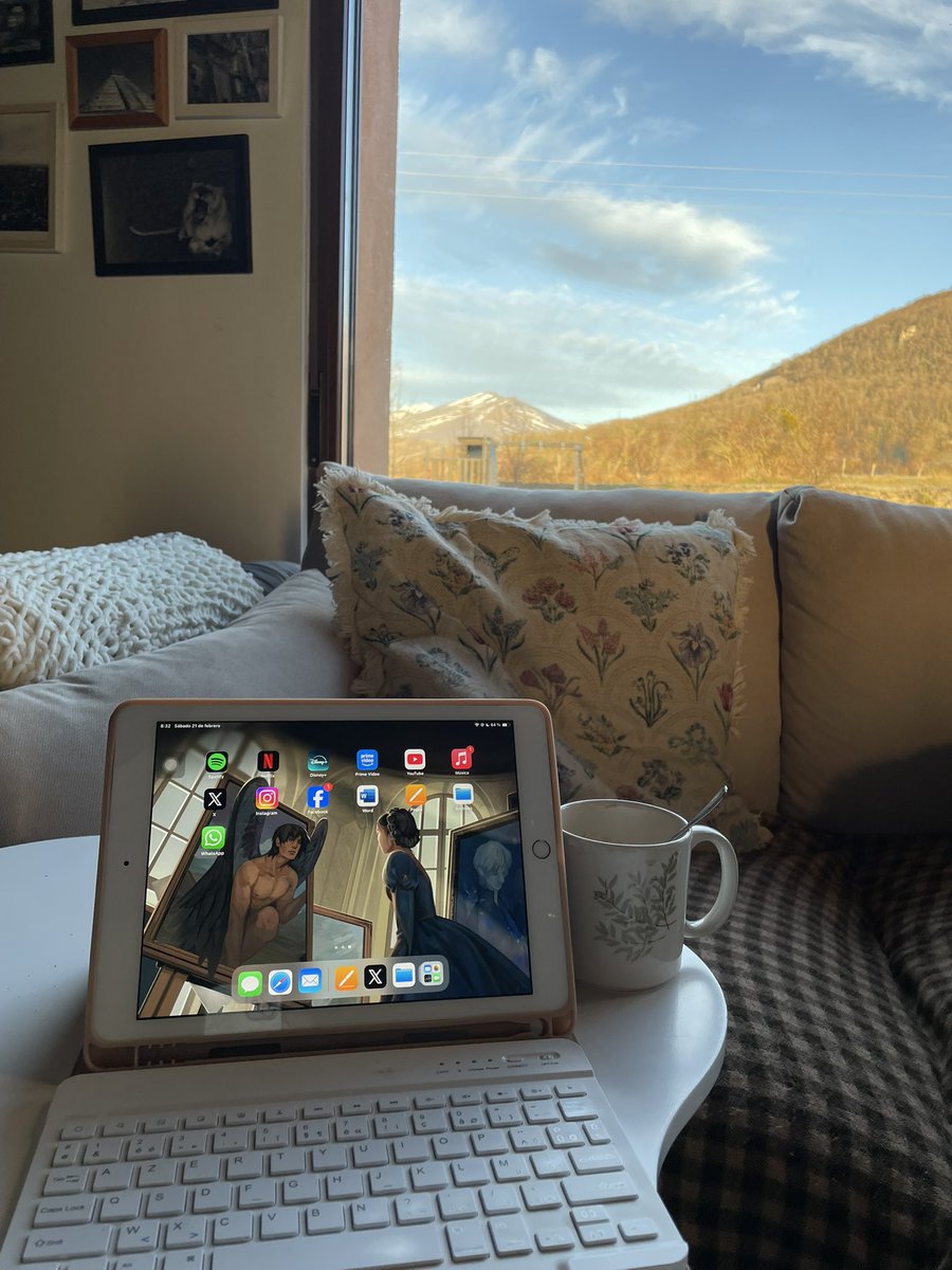 Café, escritura y sol. Por fin.