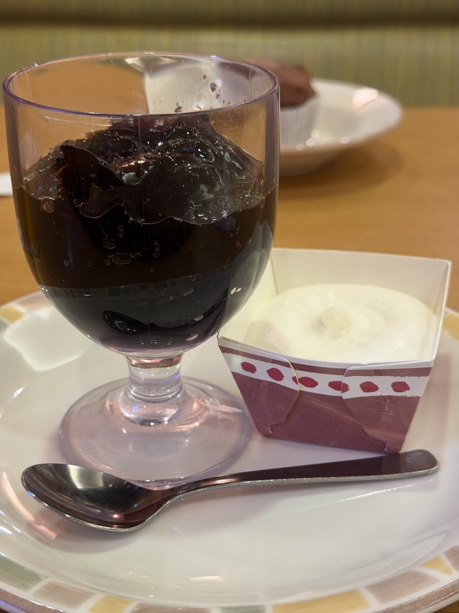 ｵｸｻﾏﾒﾀﾙに新型🚲を昨日から数店廻ってプレゼント。身長150センチしか