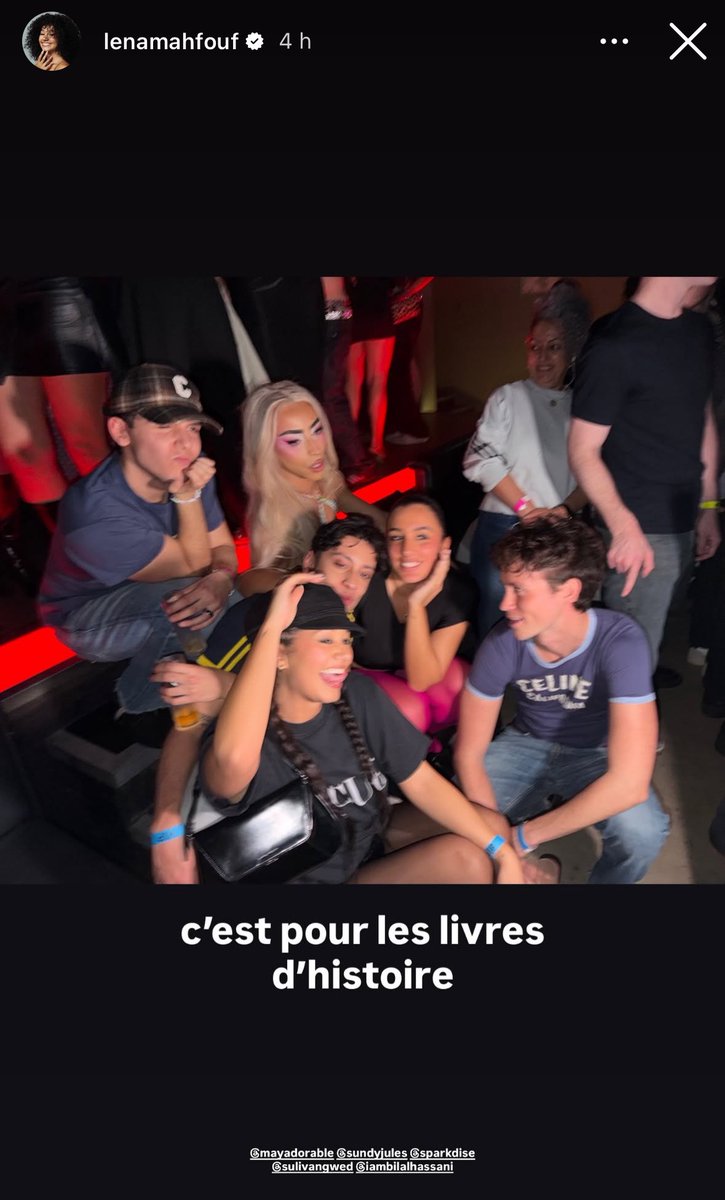 en l’an 2026 Maya et Lena Situations qui se postent mutuellement en story ? wow