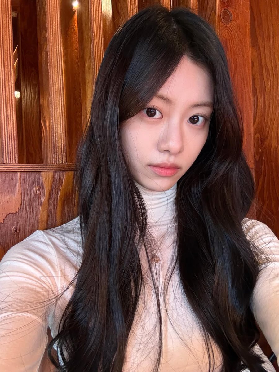 garamonly_'s tweet photo. 2026년 행운맘 가득하길 🍀

#GARAM #KIMGARAM #가람 #김가람 https://t.co/Cnt22N3PGB