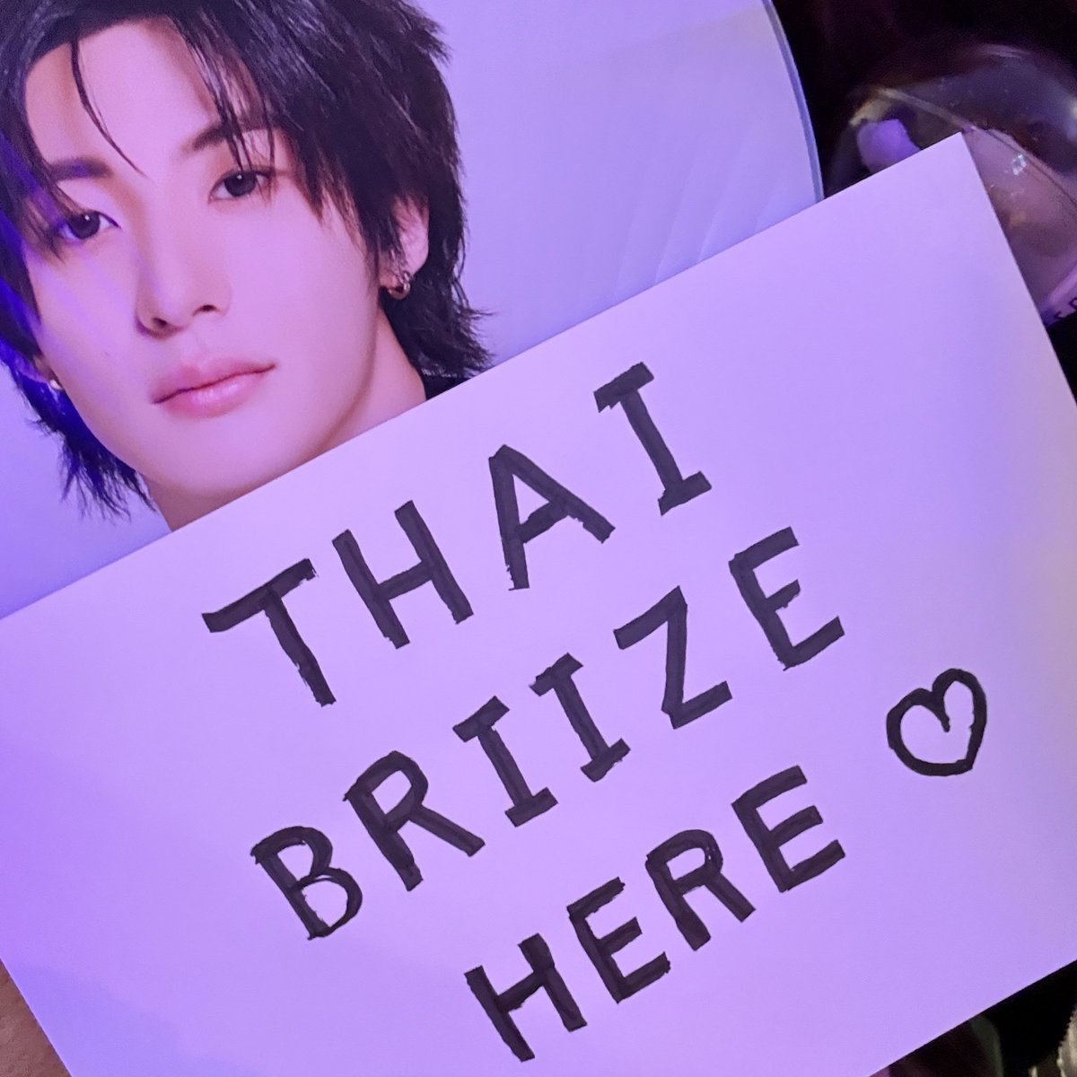 การแสดงใกล้เข้ามา เราโคตรตื่นเต้น รู้สึกดีใจที่น้องข้าวได้แสดงที่โตเกียวโดม สเตเดียมขนาดใหญ่ของญี่ปุ่น คนรักน้องข้าวมากมายจริง ๆ 😭🧡 และเราคนอินโทรเวิส ที่พยายามมาหาน้องข้าวถึงญี่ปุ่น (ขึ้นเครื่องบินครั้งแรกในชีวิต) 🇯🇵☝🏻เป็นประสบการณ์ที่จะไม่มีวันลืมเลย