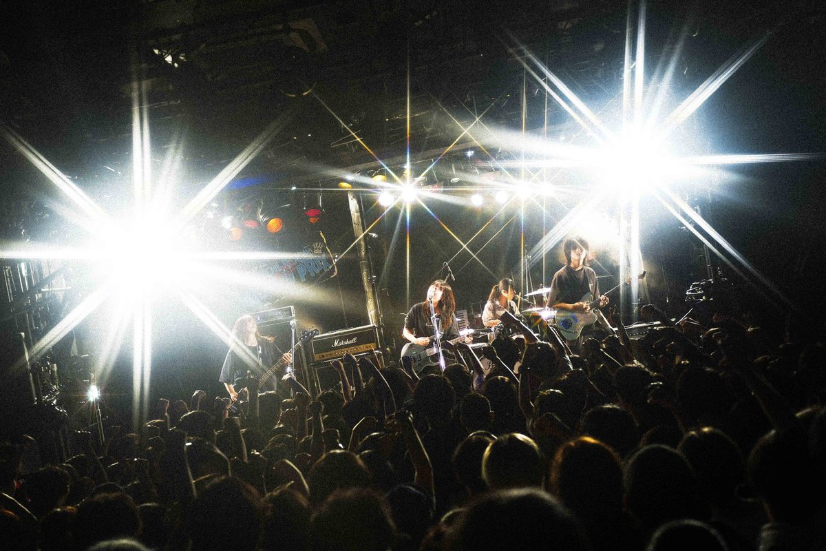 約1ヶ月後、所沢高校フォーク部のみんなと、3年間お世話になったGBにて卒業ライブをします！

これまでシュシュマレフを応援してくれたみなさんに、ぜひ見に来てほしいです。

当日は会場限定グッズも販売する予定なのでお楽しみに⟡.·