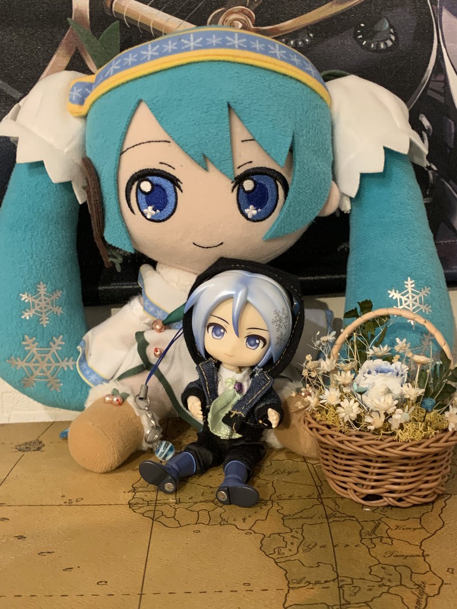 Miku &amp; Snow-KAITO☺️✨✨