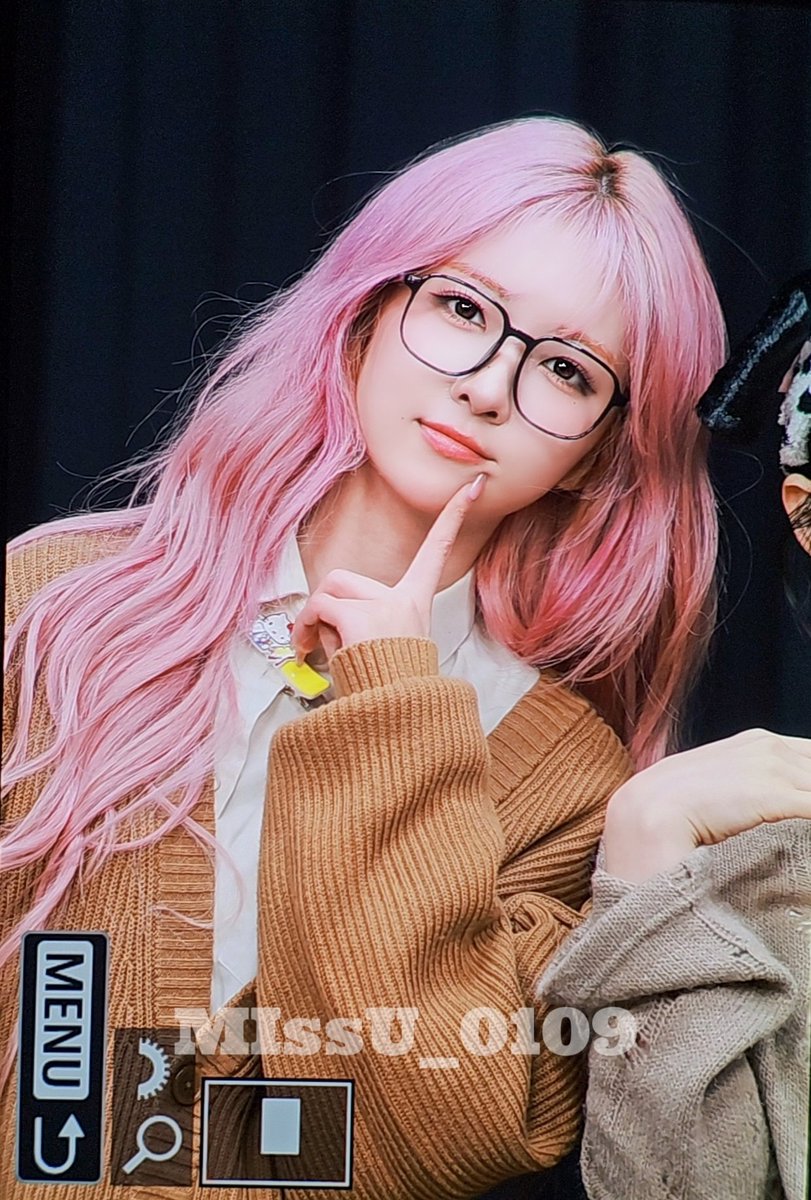 260221 초미녀 선배 똑똑해 보이네🙂‍↕️ #MADEIN #미유 #MiU #みゆ