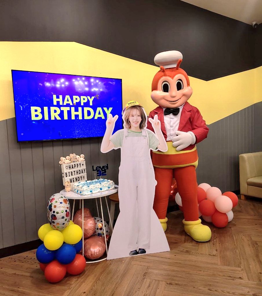 We had the Jolliest time celebrating Wendy's birthday with everyone! 🎉🥳

Sana nagenjoy ka, nak! Nagenjoy din ang mga playmates mo! 😆🩵

with <a href="/WorldOf_Wendy/">World Of Wendy</a>

#WENDY #웬디
#Level32withWENDY
#WENDYJolliestParty
#Chapter32WithWendy 
#웬디와세상을파랗게 <a href="/WENDY_offcl/">WENDY</a>