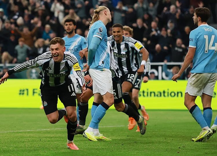 PeakSxnti's tweet image. Hi Newcastle, It's us Arsenal, we're big we know but please help us, let's do something together🙏🏽❤️