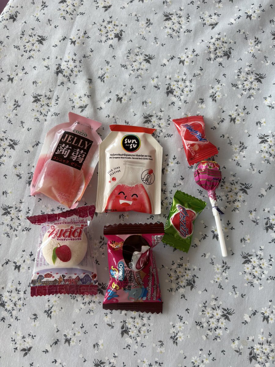 sundaylittle tweet media