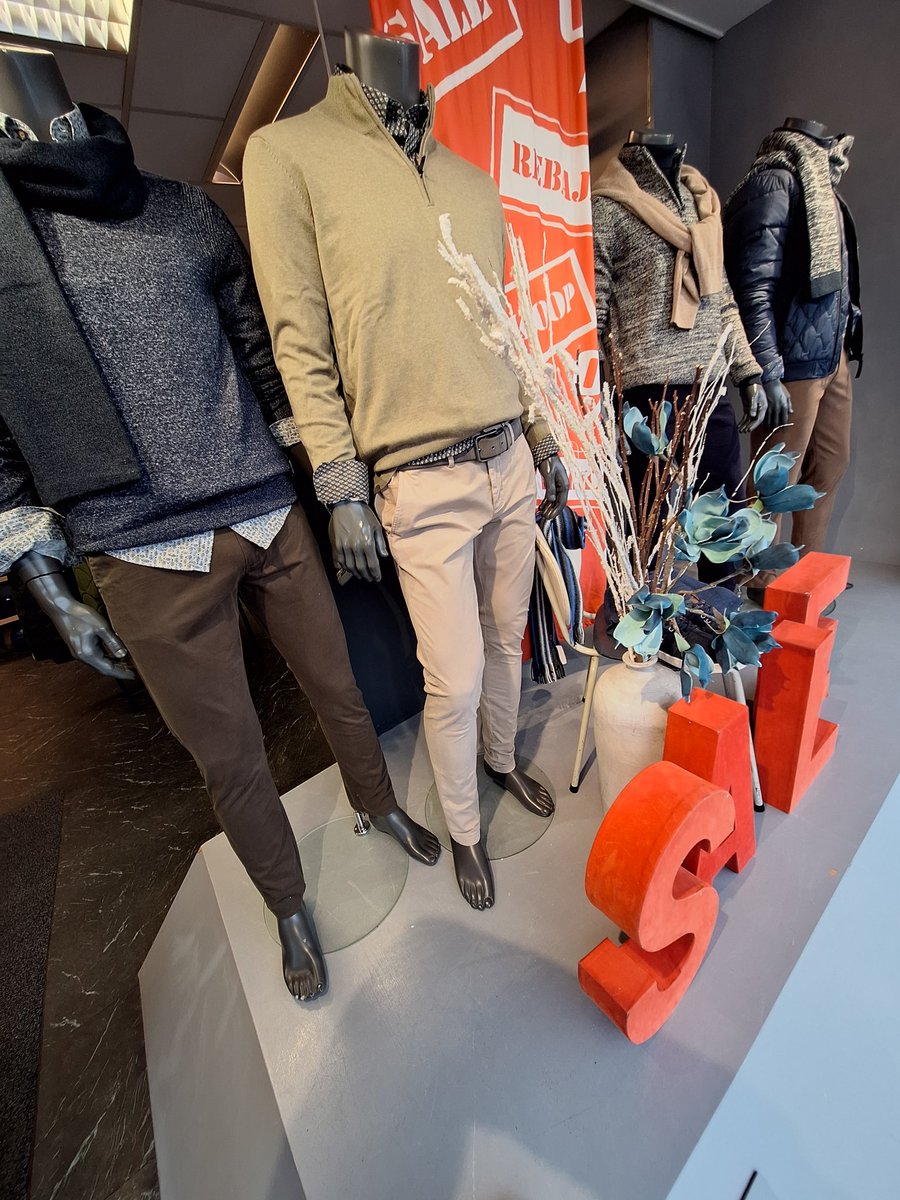 Dagen zijn koud en guur, Schootbrugge Mannenmode te Oldebroek heeft een mooie SALE tot 50% op de wintercollectie. Heerlijke comfortabele stoffen in mooie warme kleuren en dessins! Binnenkort een feest of speciale gelegenheid? Ons verkoopteam zal u graag helpen en adviseren!