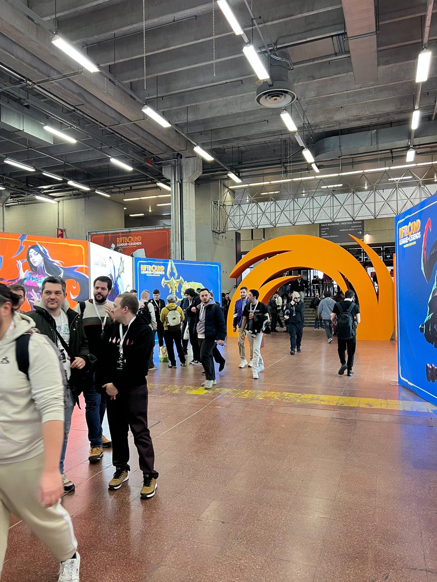 TeamQuackers tweet media