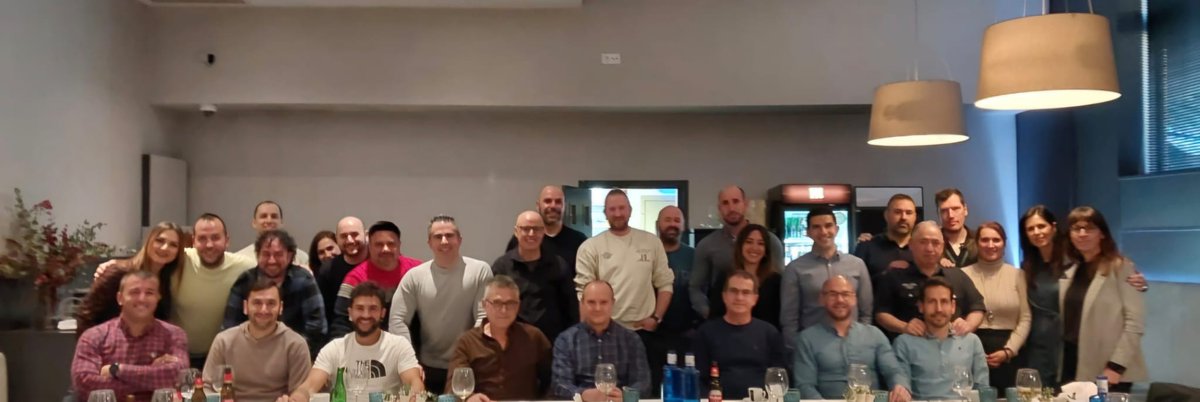 CSIFCIUDADREAL's tweet photo. 👉 La presidenta de CSIF Ciudad Real, Cristina Donate, se reunió ayer con delegados y afiliados de la empresa Fertiberia en Puertollano

👉Un encuentro que sirvió para estrechar lazos y conocer las inquietudes y problemas de los trabajadores

#csifsitedefiende #csifsiempreatulado https://t.co/uF34MwBz37