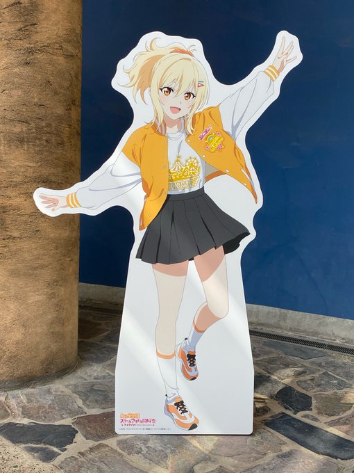 どうやら?去年からラブライブ!シリーズ?が全遊園地とコラボしててひらパーは虹ヶ咲学園スクールアイドル同好会?みたいですね