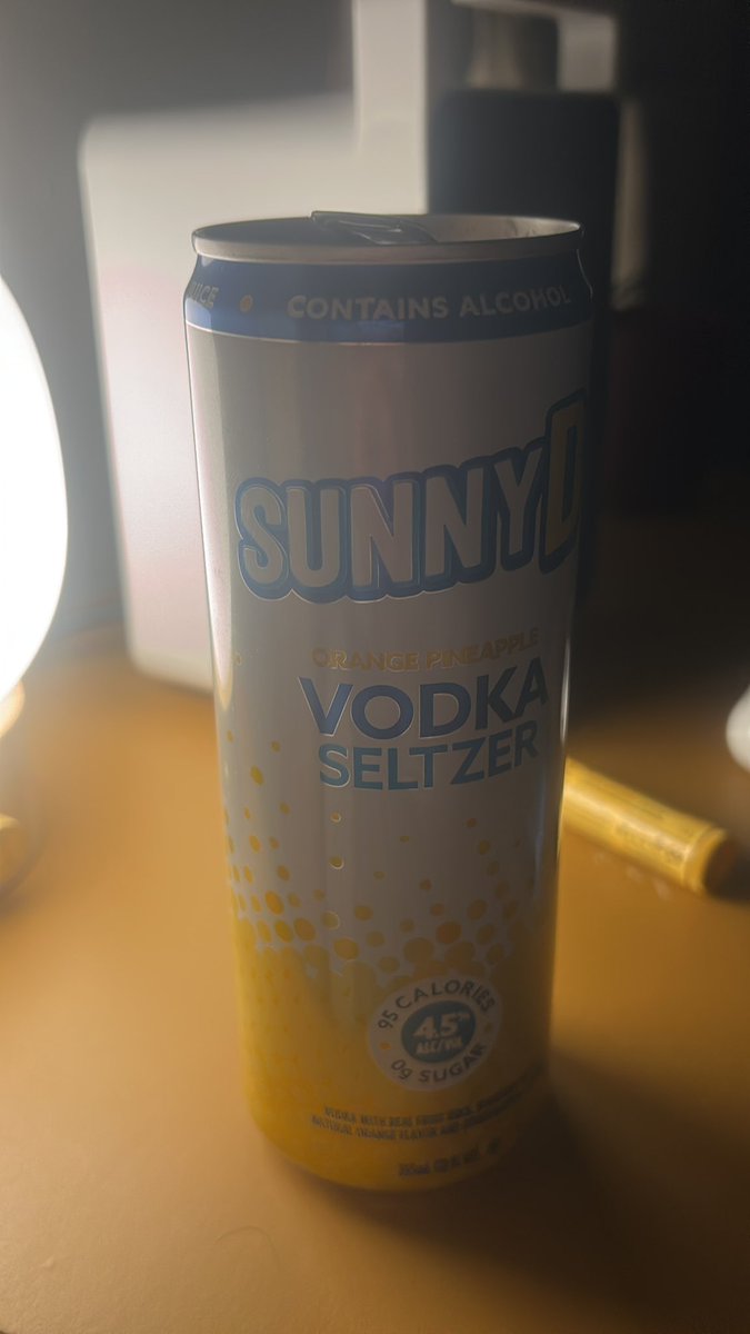 on my way home from work i saw two people fucking raw on the cta purple line. i was just there to ride the train but when i tried to walk onto the car there were two people in there fucking. sunny d orange pineapple vodka seltzer