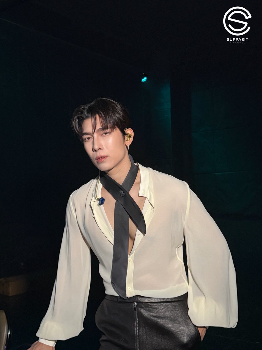 The moment is here 💫

MEW ROUTE LOVE RHYTHM

<a href="/MSuppasit/">mewsuppasit</a> 
#MewSuppasit
#MewBDFanmeet26