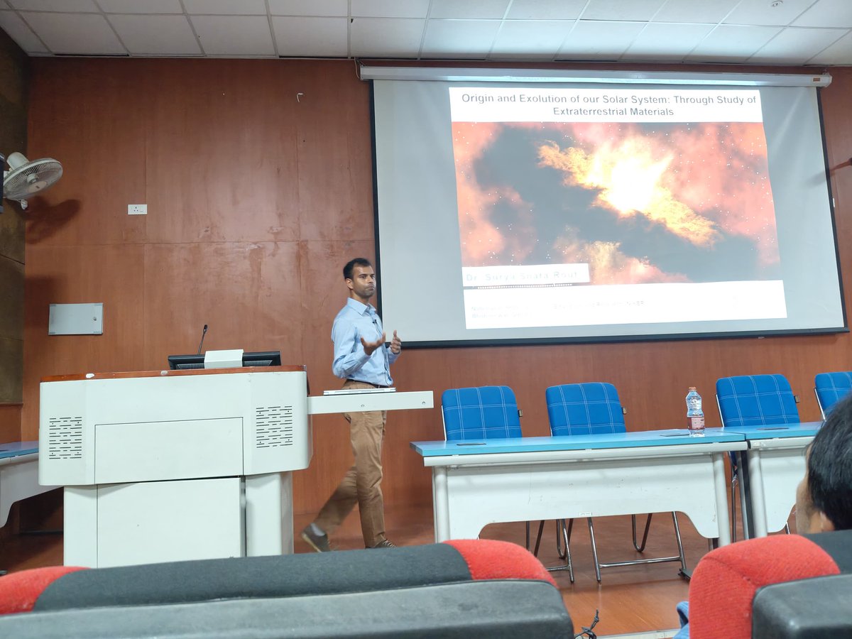 NITPatna1's tweet photo. 🚀 NIT Patna’s #Astronova hosted Dr. Surya S. Rout for a cosmic talk on meteorites — time capsules from 4.6B years ago! 🌌 He revealed how space rocks hold clues to Earth’s water, organics, and even life’s origins. Big thanks to Dr. Neeraj Shukla, Prof. Prabhat Kumar &amp; team! 💡 https://t.co/CeedLv8e7z