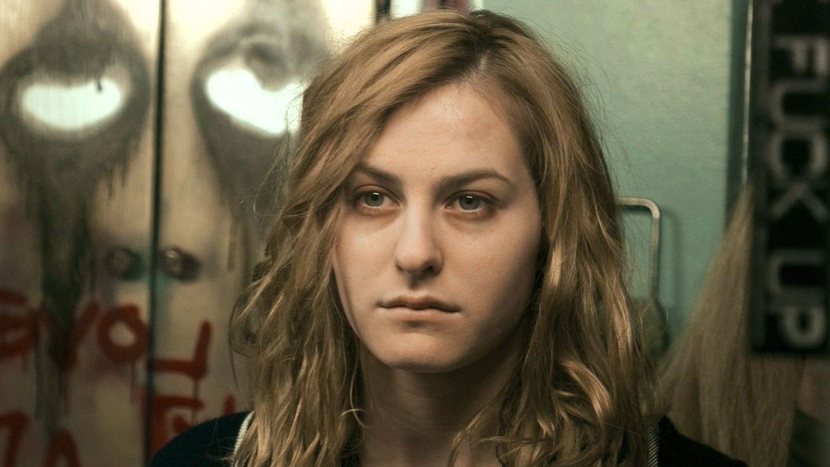 EVILSCRE4M's tweet photo. Happy birthday to Scout Taylor-Compton, whose horror credits include Halloween &amp; Halloween II, 247°F, Flight 7500, and Into the Deep. https://t.co/GqjtIdHgRW