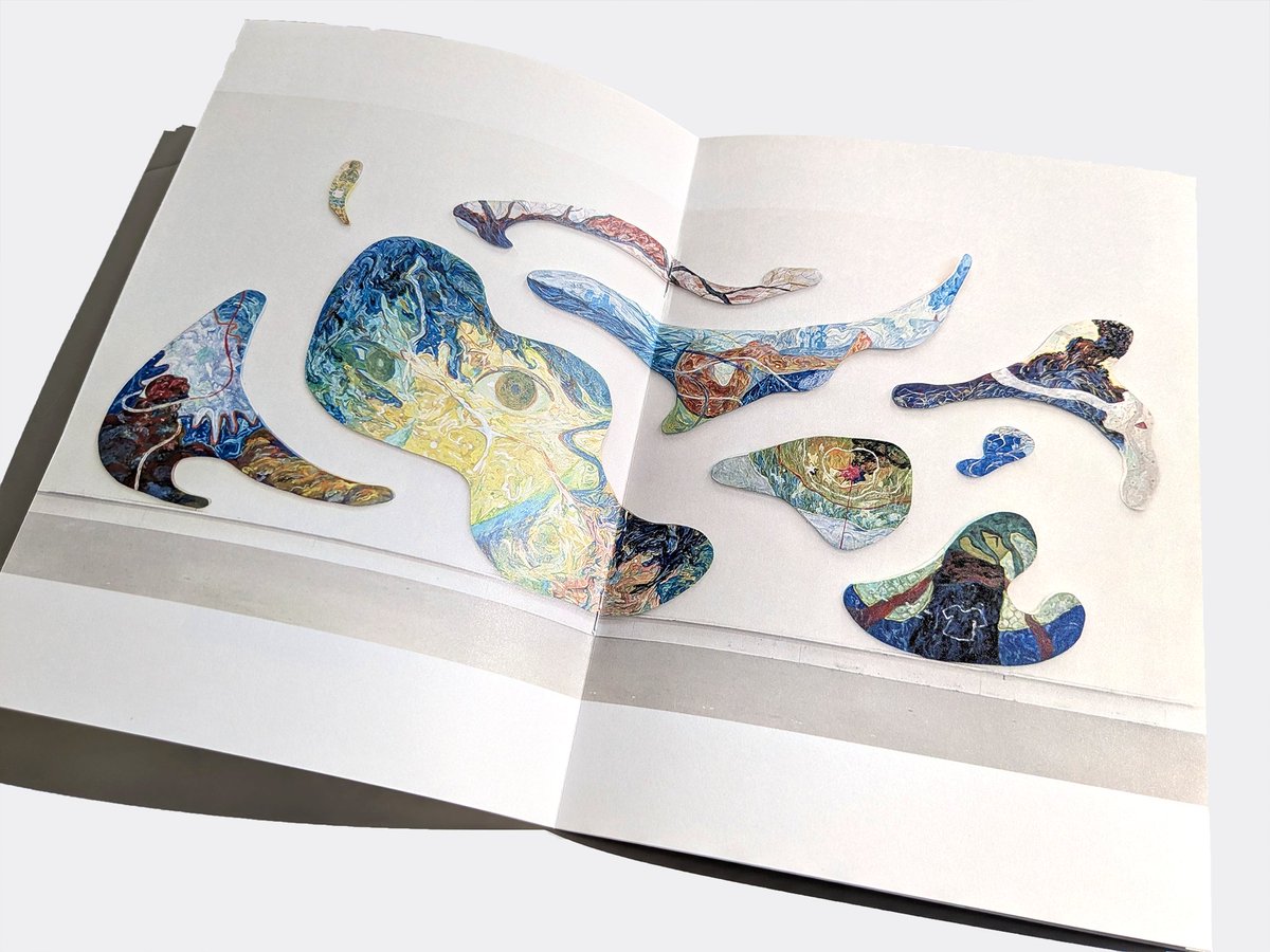 コミティア新刊の作品集チラ見せです。 卒制2点も見開きページで大きく