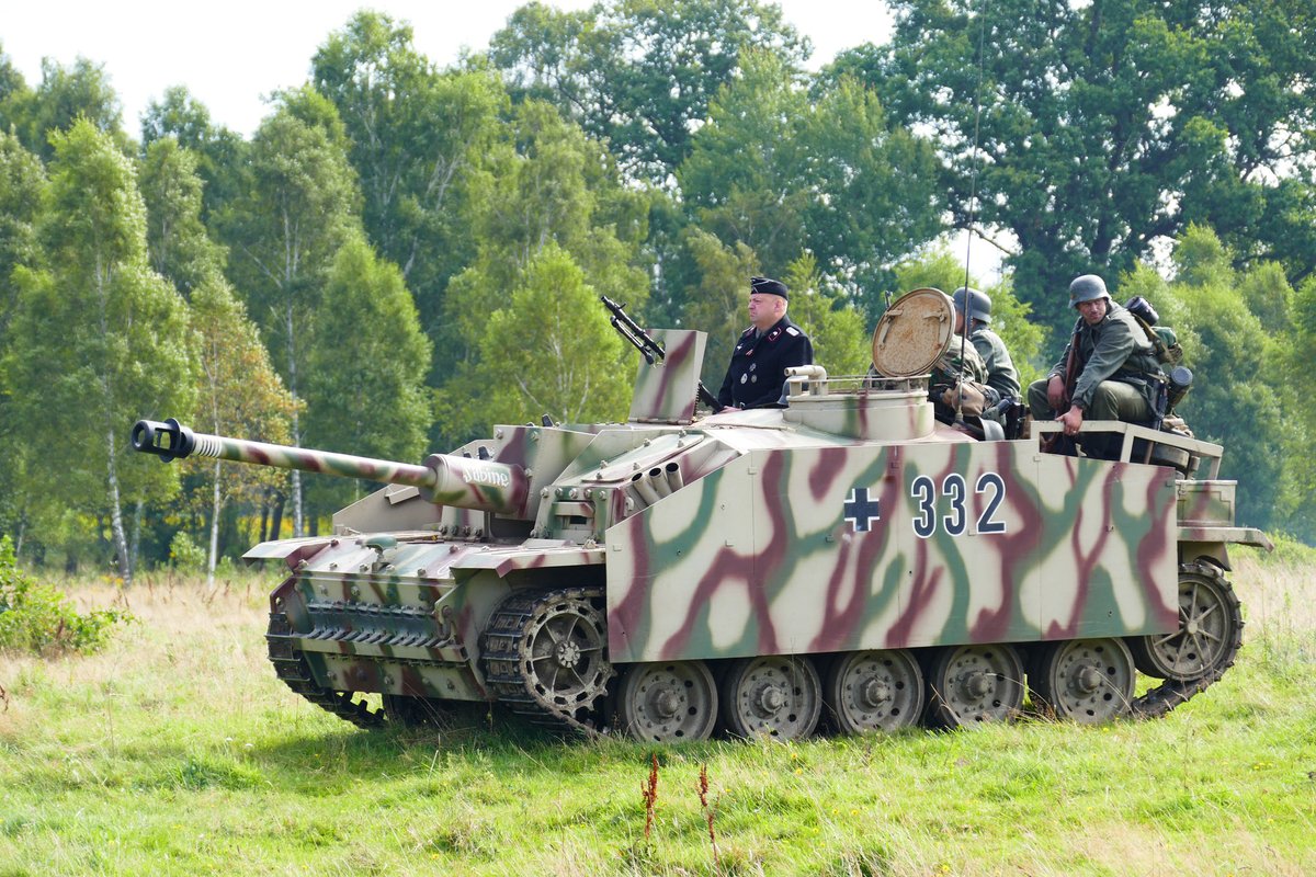 YPasholok's tweet photo. StuG 40 Ausf.G replica, FV432-based, Mölleröd-2015
https://t.co/8ujP3zULzm
#stug
#mockup https://t.co/k186gbTUTX