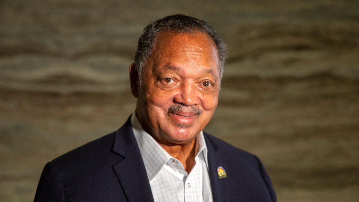 DisavowTrump20's tweet image. House Speaker Mike Johnson has denied a request by the family of Jesse Jackson for the civil rights hero to lie in honor in the United States Capitol rotunda.

RETWEET if you stand with Jackson's family against Johnson!