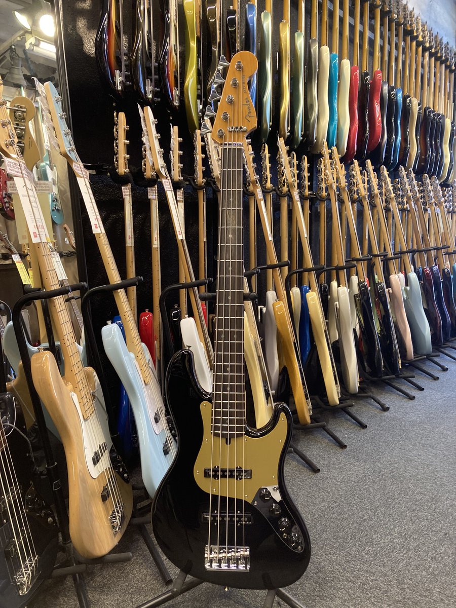 御茶ノ水本店 ベースフロア】 King Gnuやmillennium paradeの