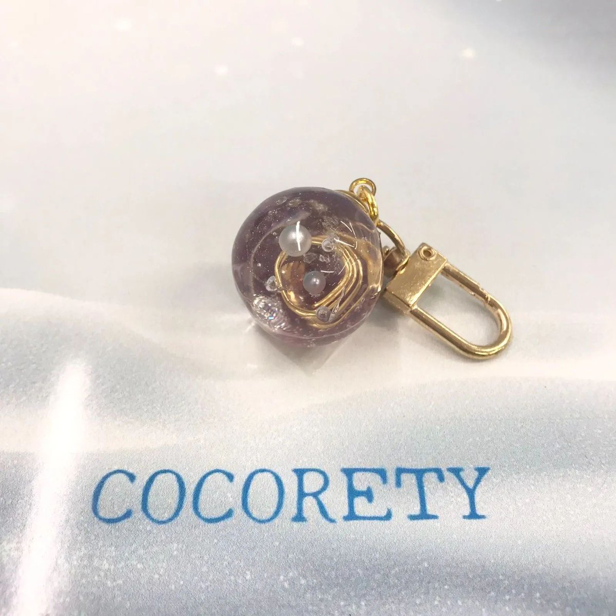 障害者ブランド・ココリティ】杏樹作 キーホルダー 「オルゴナイトの