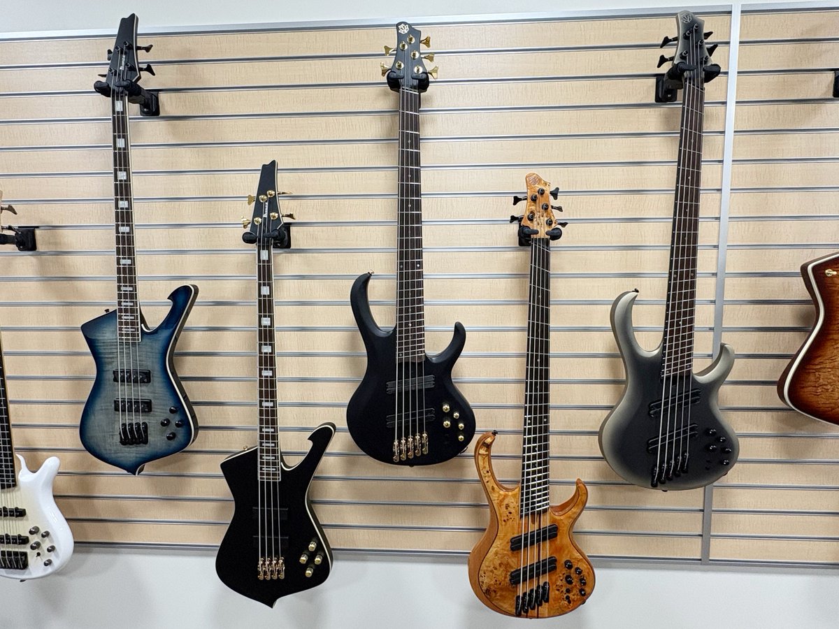 MIKIBASSSIDE's tweet image. Ibanez新製品を見てまいりました！
NAMMでの登場から皆様注目の「MODE」は今春発売予定にて進めていらっしゃるとのことです！待ち遠しいですね！
IcemanとBTBのNEWモデルもありました！変わらぬカッコ良さでした！

#Ibanez