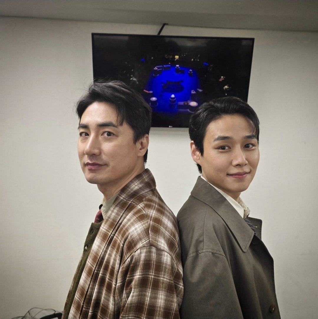 𝐏𝐥𝐚𝐲 [𝐋𝐀 𝐌𝐀𝐂𝐇𝐈𝐍𝐄 𝐃𝐄 𝐓𝐔𝐑𝐈𝐍𝐆] 
연극 [#튜링머신] 

⚙페어막

앨런 튜링 | #이승주
미카엘 로스 외 | #이휘종 
_
2026.01.08 - 03.01
세종문화회관 S씨어터