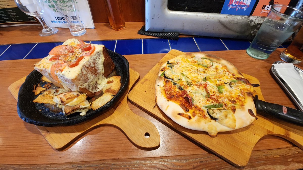 前から気になってたイタリアンのお店で昼食(* ˊ꒳ˋ*) パングラタンは