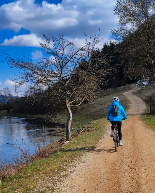 Bikademy tweet media