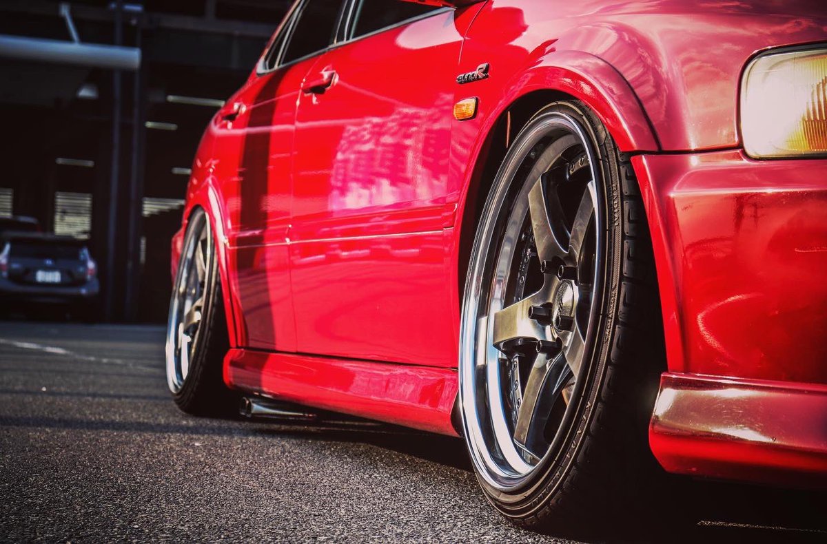 ReReRe35209147's tweet photo. #この車を選んだ理由

シビック.インテグラ高ぇ
アコードなら買えそう🤔
って理由で購入。元々
ちょろっと乗ったら別の
クルマでも買うかと思ってた
けど気づいたらエンジンまで
手を付けて、そこそこ状態の
いいシビック買えるくらいは
つぎ込んでた😅 https://t.co/jhz1Vvn5L6