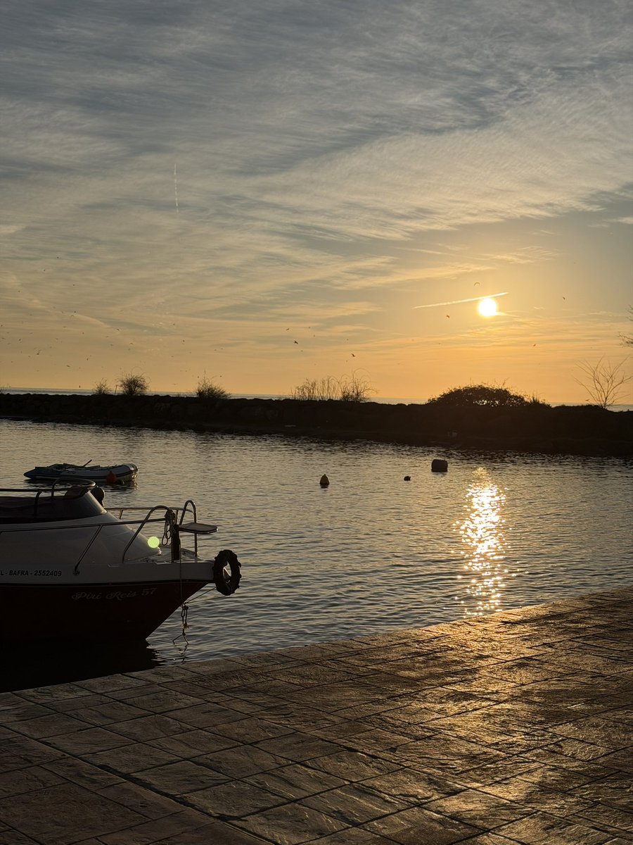 Bebişimi sabah yürüyüşlerine şimdiden alıştırıyorum doğunca sevmezse cok kırılırım hahahaah🙈😁