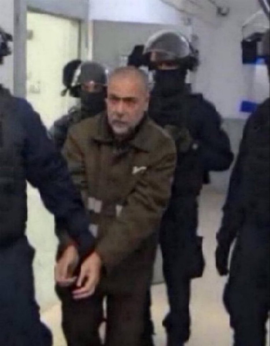 421  يوم على اختطاف الدكتور الفلسطيني حسام ابو صفية وتهمته الصمود في المستشفى لعلاج الاطفال والنساء، لن اصمت حتى يعود الدكتور لأهله ومدينته