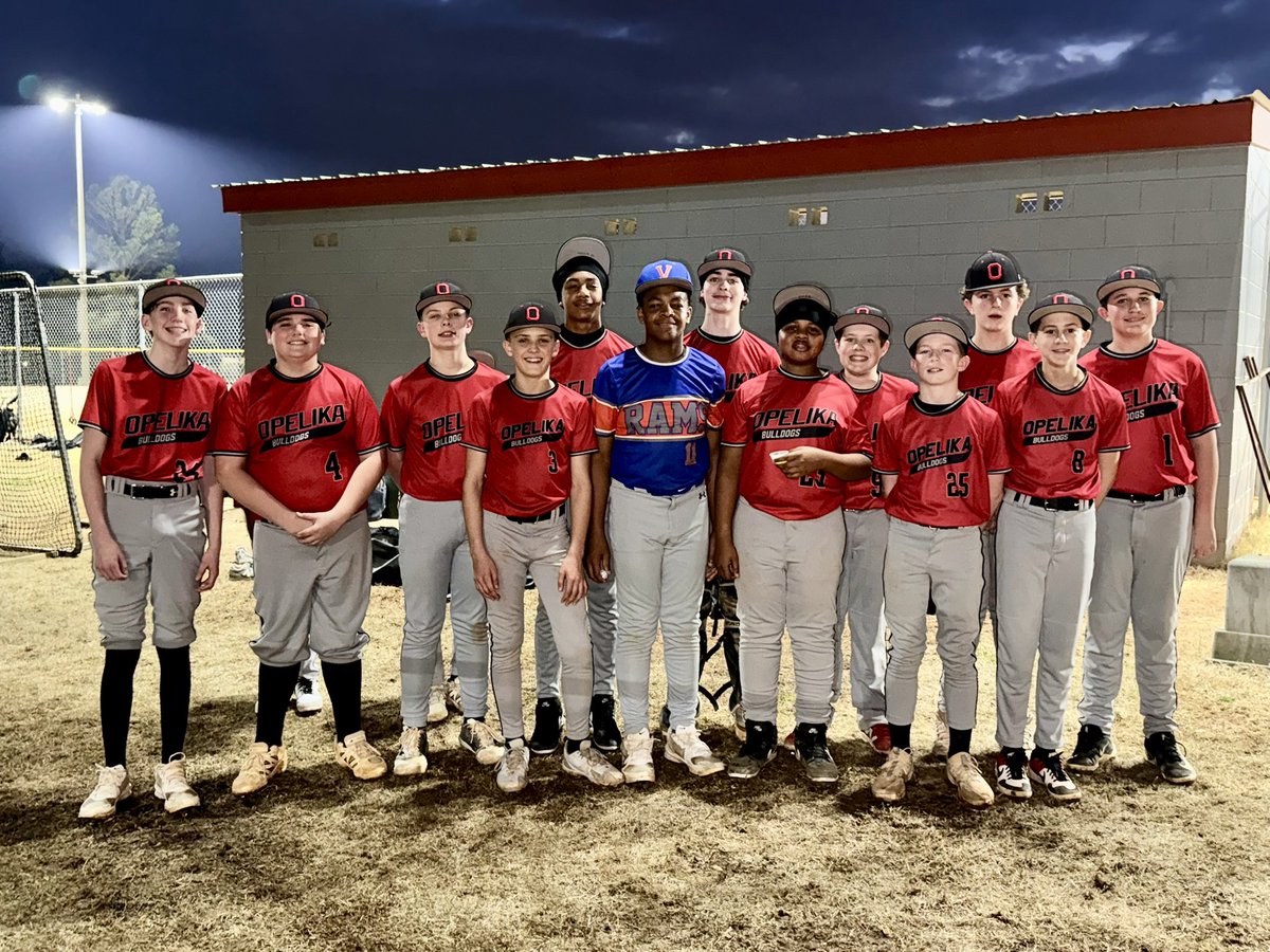 ODawgsBaseball's tweet photo. School ball is in full swing which means O Dawgs vs. O Dawgs all around the area. Good to compete with old friends on the diamond. #odawgsbaseball https://t.co/yF5hm9EPii