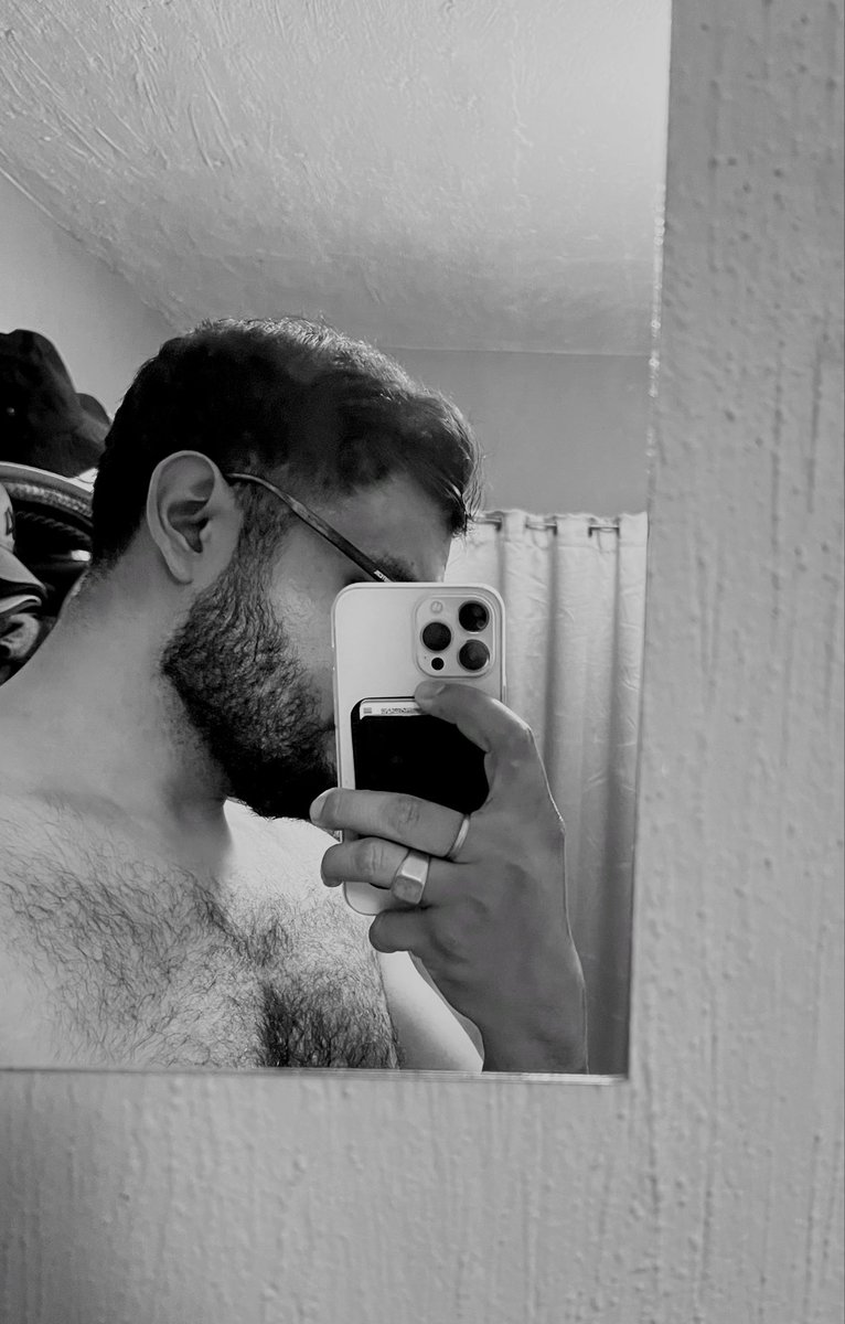 Emilio Macías tweet media