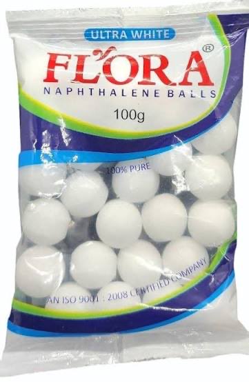 A 19-year-old woman was brought in after ingesting 10 to 12 naphthalene balls. 

On examination, she exhibited cyanosis, and pulse oximetry revealed an SpO2 level of 86%, which did not improve with supplemental oxygen. 
Lung auscultation was normal. 

How would you manage this