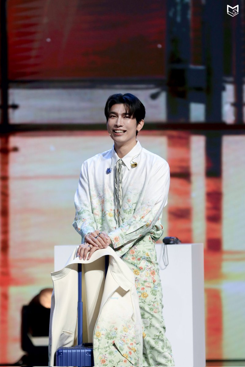 MewsuppasitTH's tweet photo. น่ารักมากกกกก ชอบรอยยิ้มแบบนี้

MEW ROUTE LOVE RHYTHM

@MSuppasit
#MewBDFanmeet26 https://t.co/j5lyVzwMxy